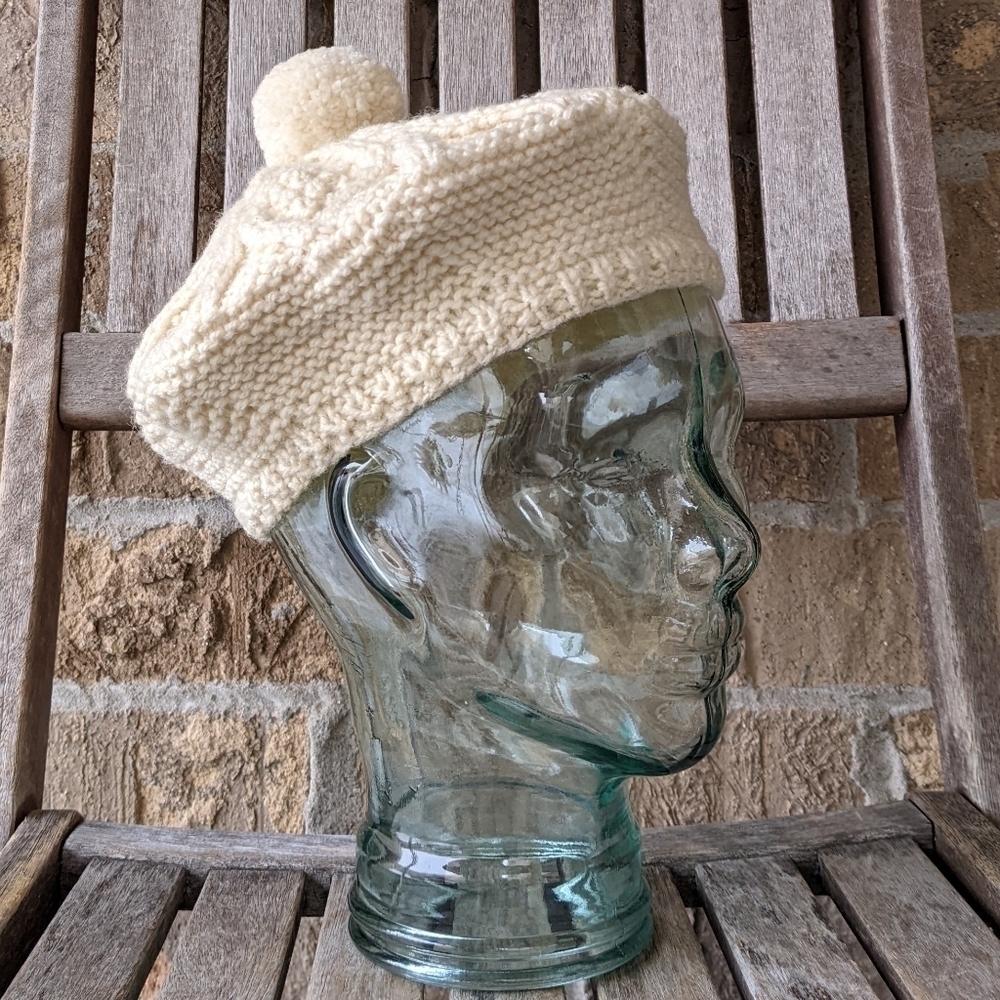 Vintage Handknit Creme Ivory Beret - Picture 5 of 5